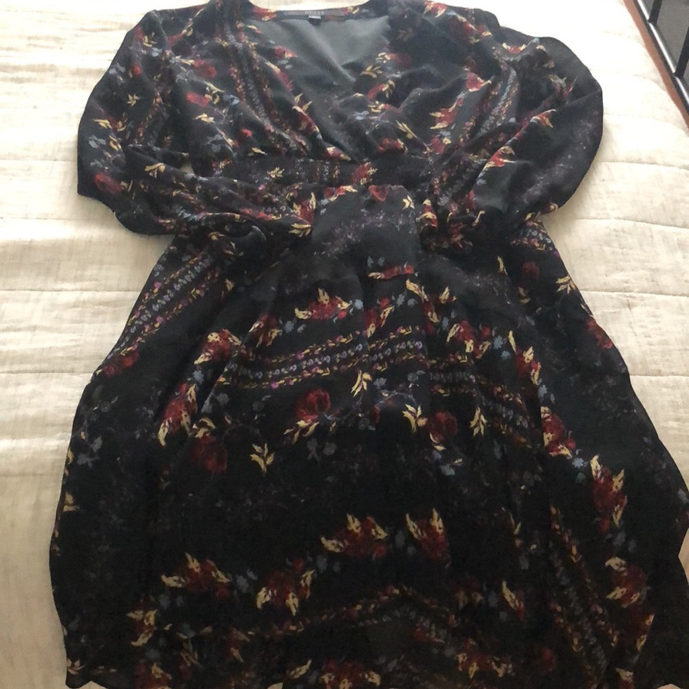 Dress - Picture 3 of 3